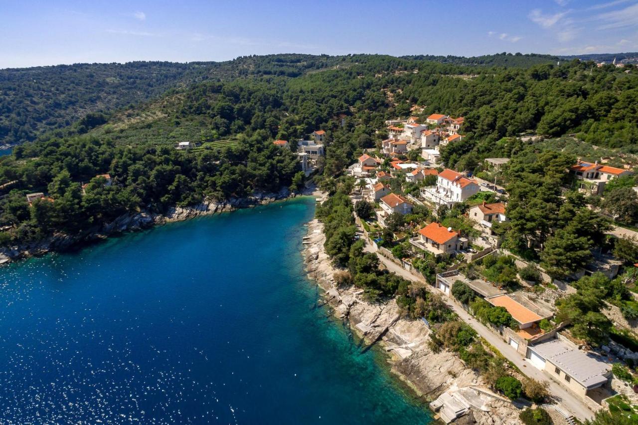 Apartments And Rooms By The Sea Puntinak, Brac - 12255 Selca  Kültér fotó