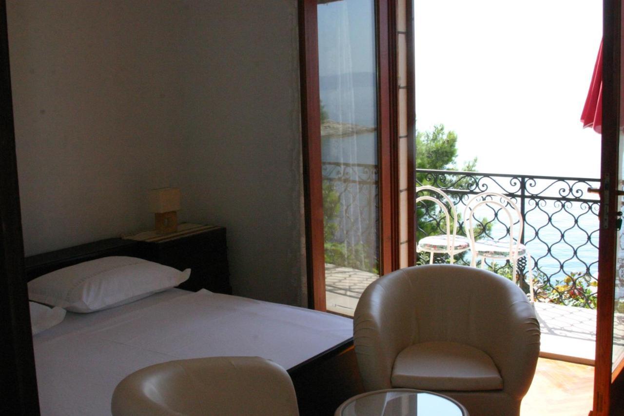 Apartments And Rooms By The Sea Puntinak, Brac - 12255 Selca  Kültér fotó